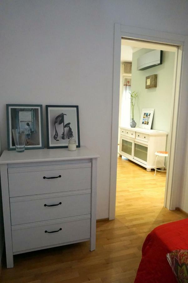 Interno 10 *